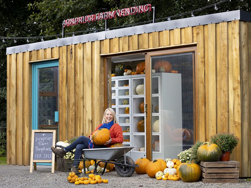 Arnprior Farm Pumpkin Patch unveils a Scottish first with pumpkin vending machine