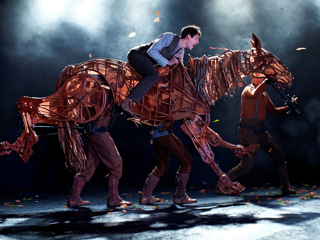 Cast announced for War Horse coming to the Theatre Royal Glasgow