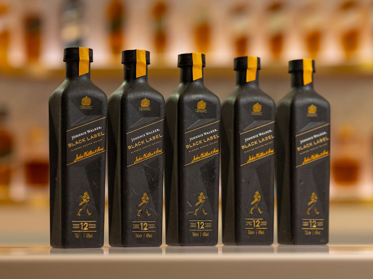 Diageo launches first 70cl paper bottle at Johnnie Walker Princes Street