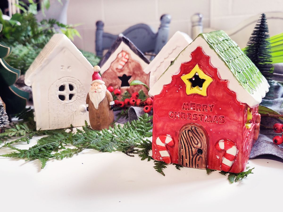 Christmas Pottery Class: Tealight House