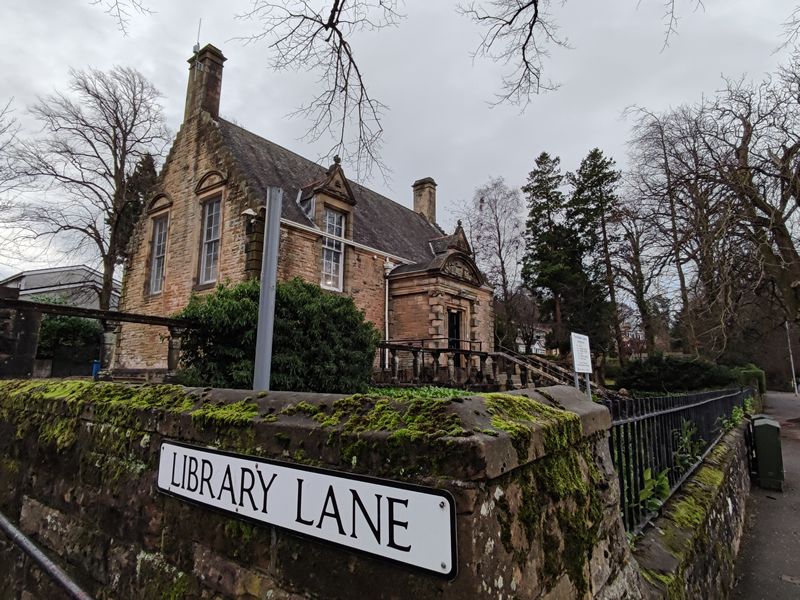 Funding boost for Thornliebank Library