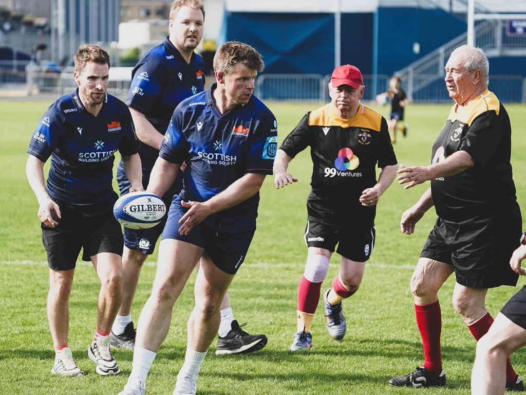 Local walking rugby clubs train with Scottish stars in once in a lifetime opportunity