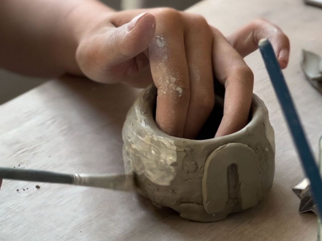 Summer Pottery Sessions: Hand-Building / Family Clay Club!