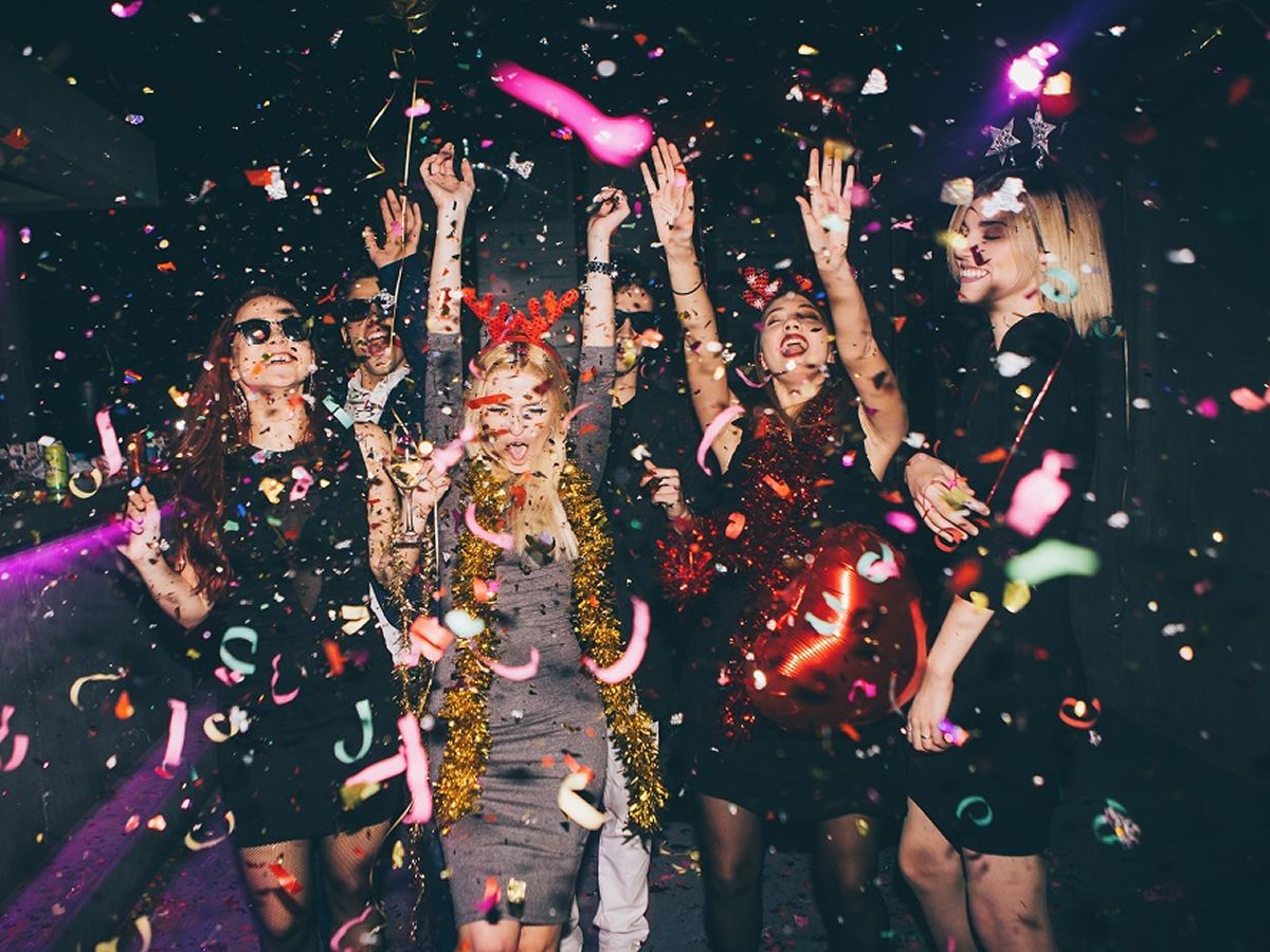 Where to Find the Best Christmas Parties in Edinburgh for 2024