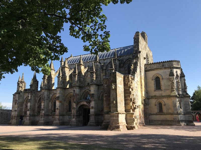 Rosslyn Chapel: Experiencing Worship in Late Medieval Scotland