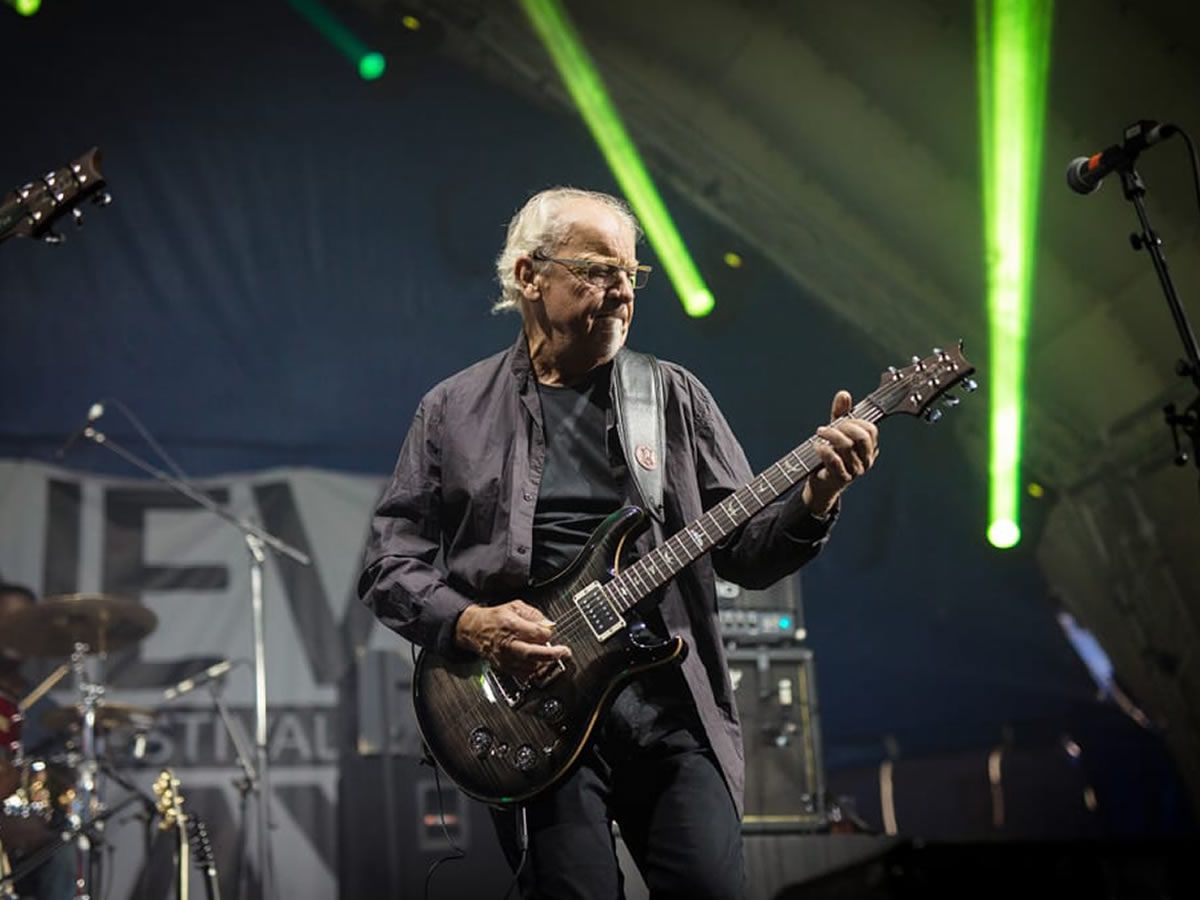 Martin Barre