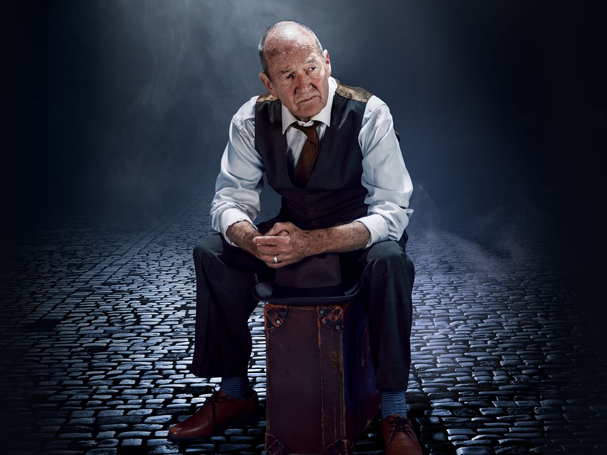 David Hayman leads fresh new production of Death Of A Salesman at The Pavilion Theatre