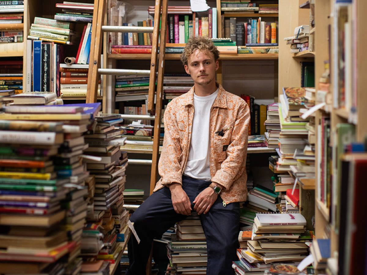 Sam Eagle Live at The Edinburgh Bookshop