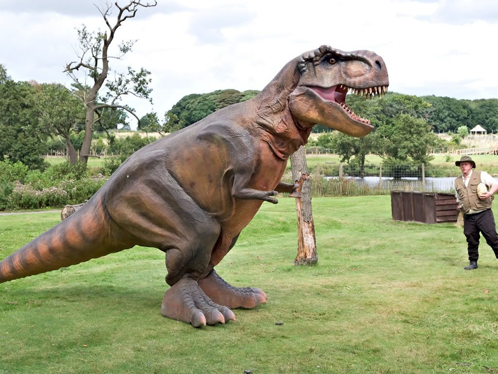 Families set for a dinomite weekend as prehistoric pals come to Perthshire hotel