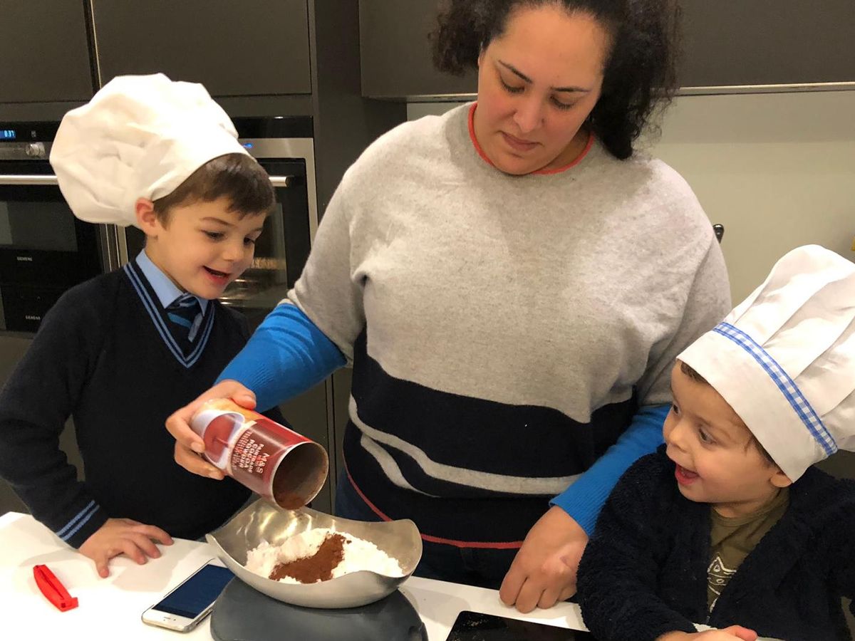 Family Baking Session: Bake Coconut Macaroons with Jaz Spears