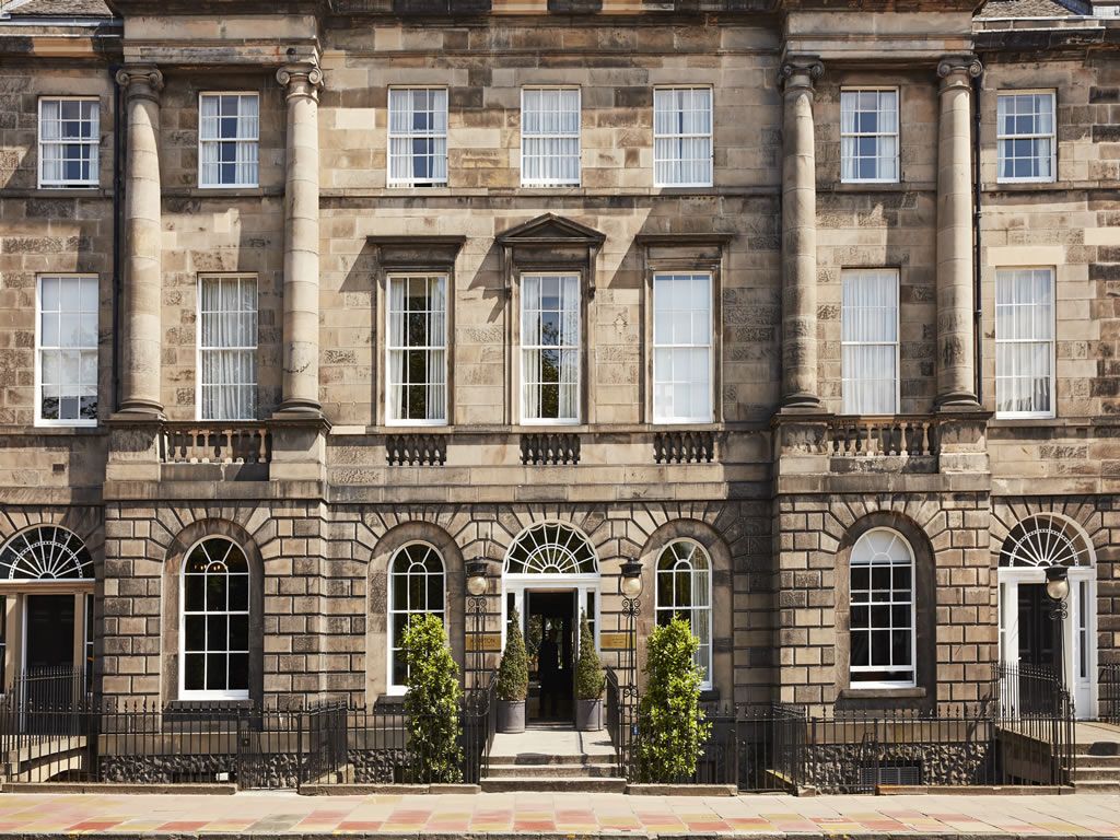 Edinburgh city centre hotel launches pop up boutique with leading Scottish brand