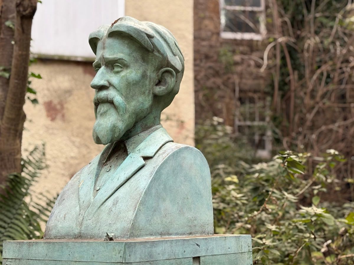 By Creating We Think: Patrick Geddes and the Futures of Edinburgh