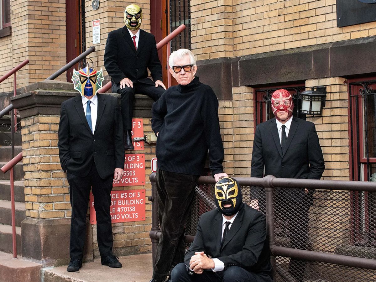 Nick Lowe & Los Straitjackets