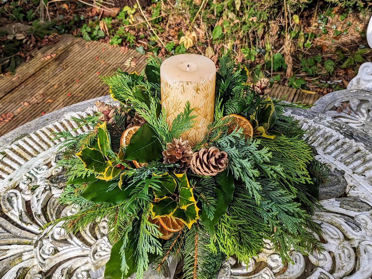 Christmas Table Arrangement with Candle Workshop