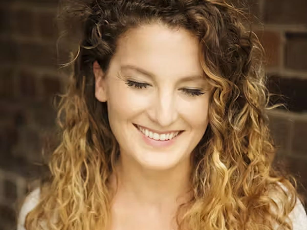 Alice Fraser: A Passion For Passion