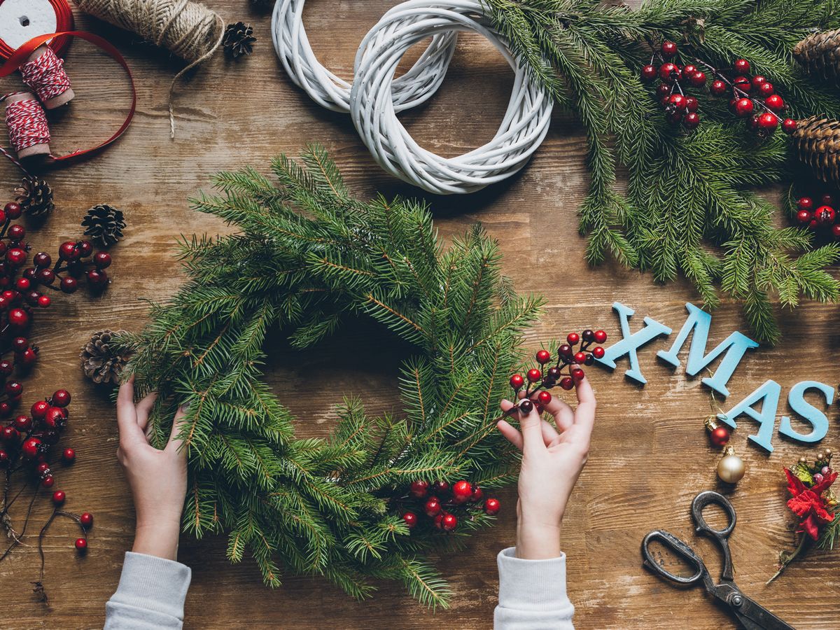 Seasonal Front Door Wreath Workshop