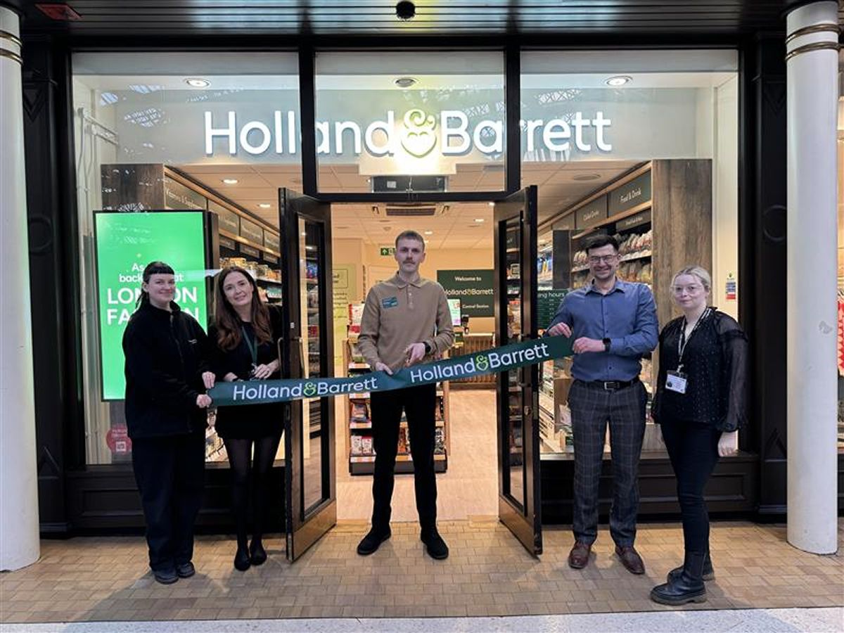 Holland & Barrett unveil new Glasgow Central Station store