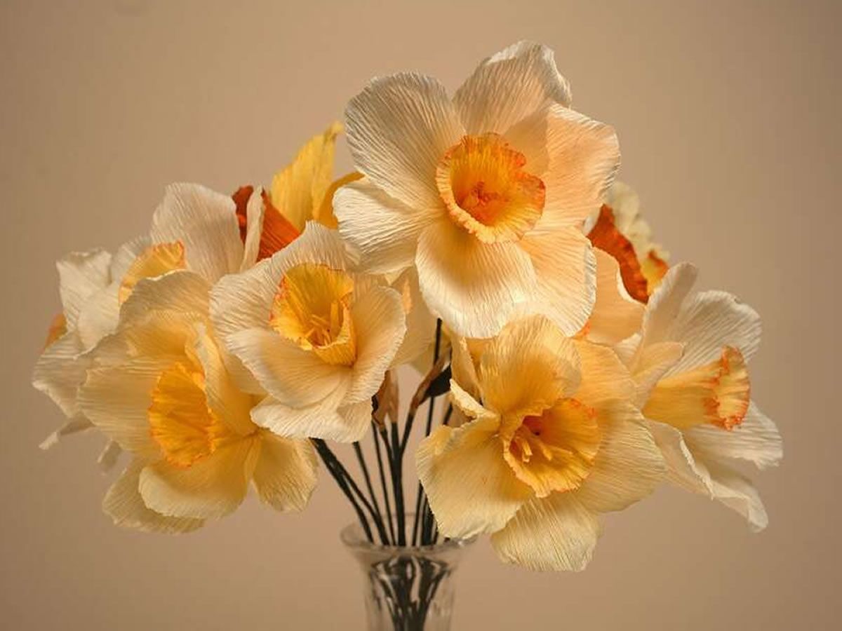 Paper Flower Making: Daffodils