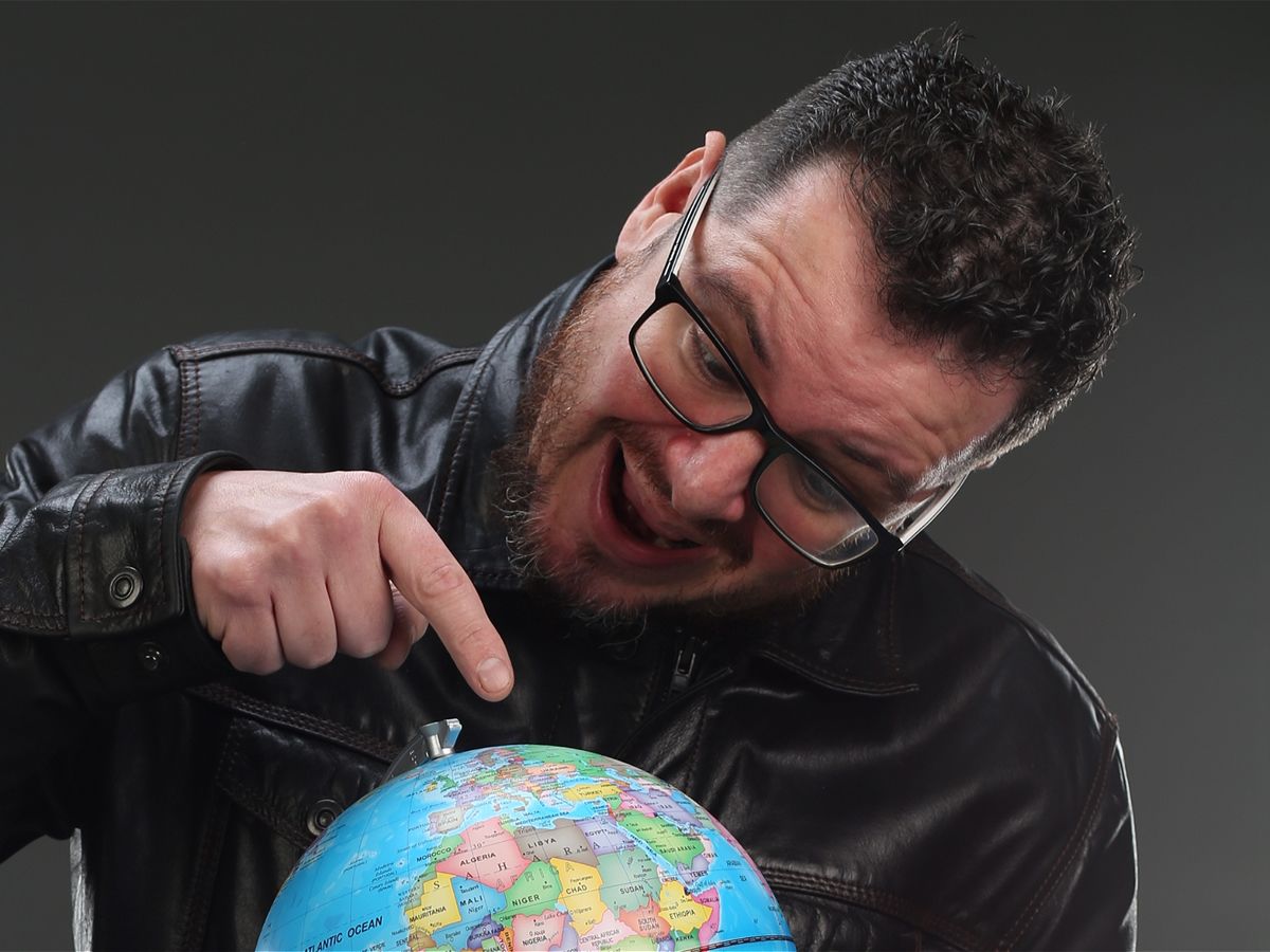 Iain Macdonald: Around The World In 80 Puns