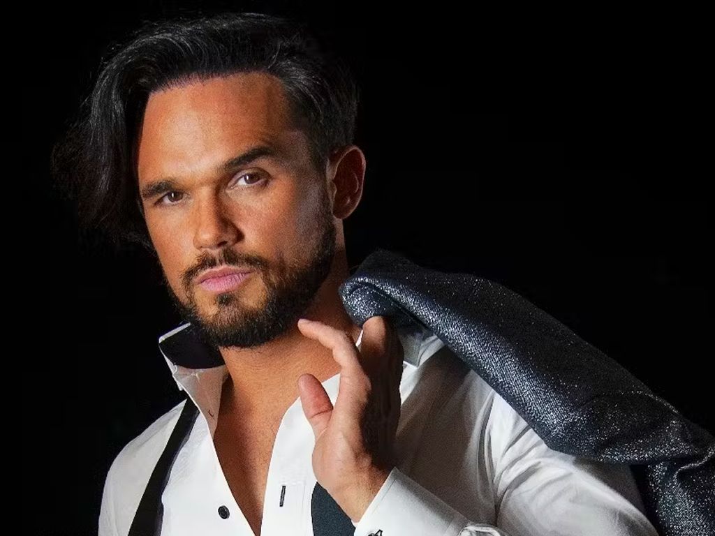 Gareth Gates Sings Love Songs From The Movies