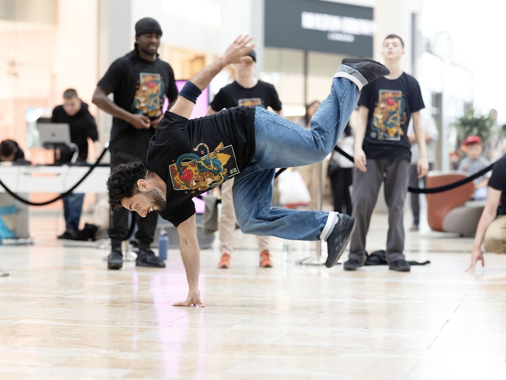 Silverburn celebrates Olympic first with breakdancing performances