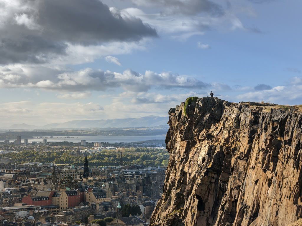 Travel Searches to Edinburgh Soar with the Launch of New Series