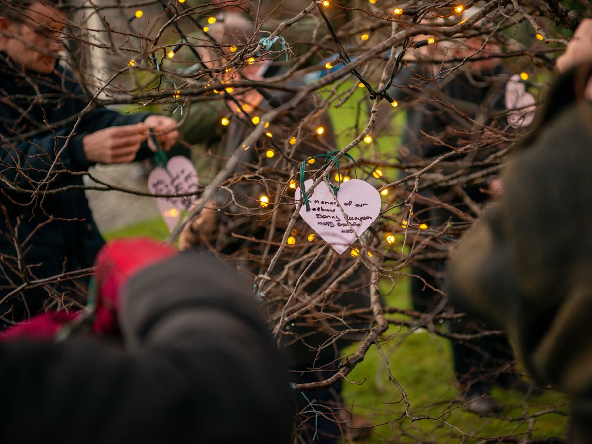 Renfrewshire remembers lost loved ones