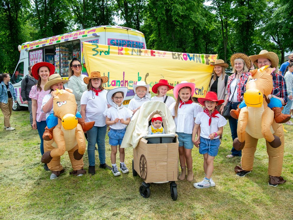 Residents saddle up at Renfrew Gala Day