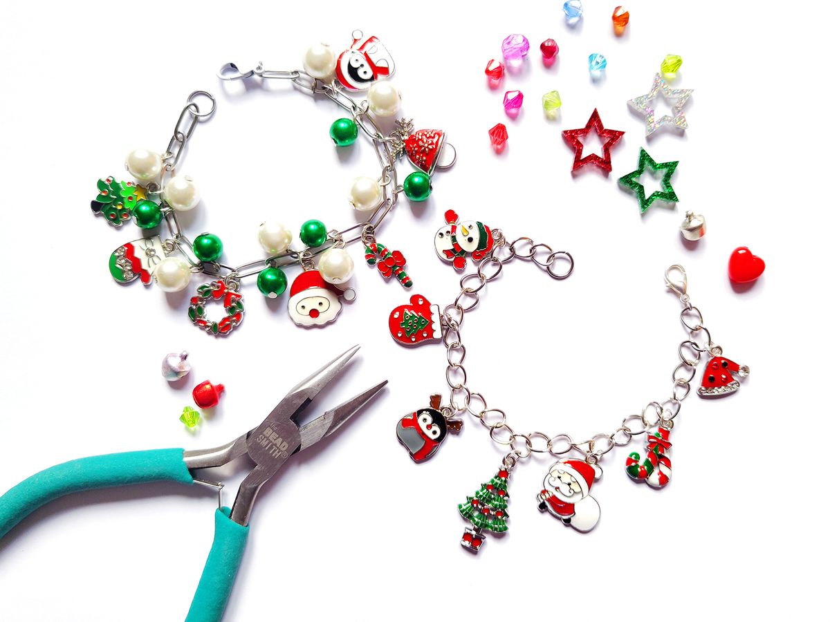 Christmas Charm Bracelet Class