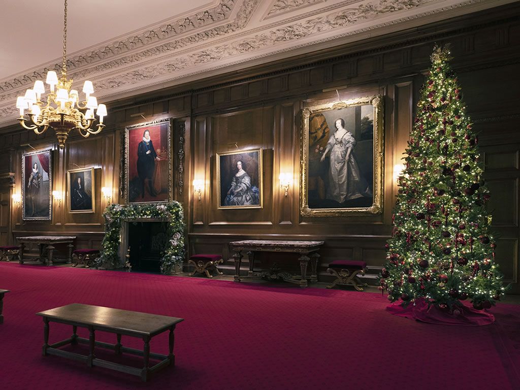 Christmas display opens at the Palace of Holyroodhouse | News | What's ...