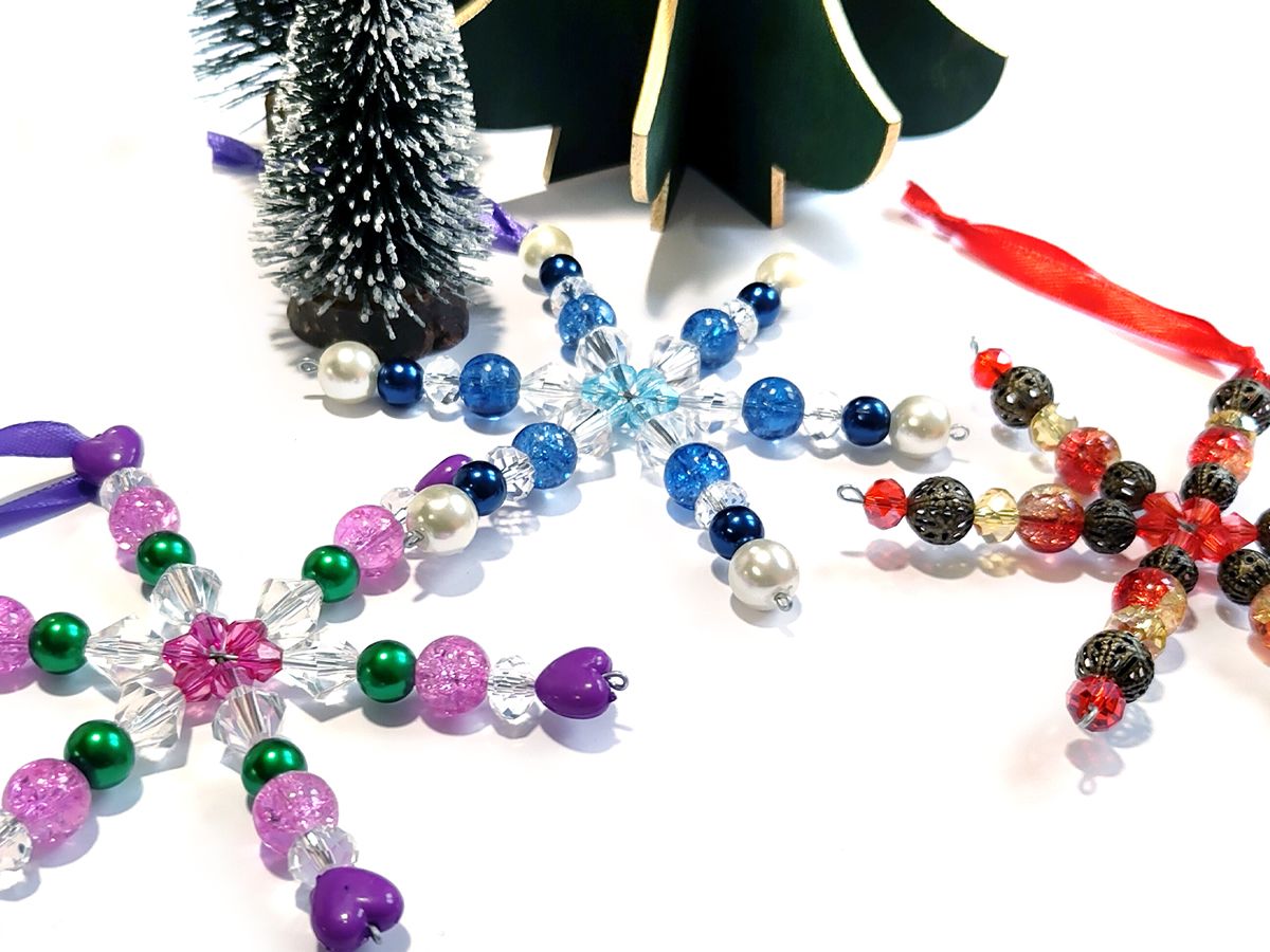 Christmas Craft Class: Beaded Snowflake Decorations