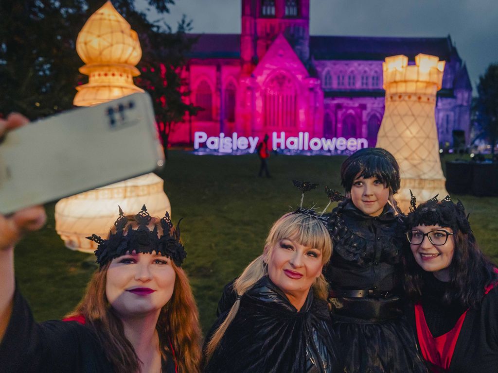 Paisley Halloween Festival