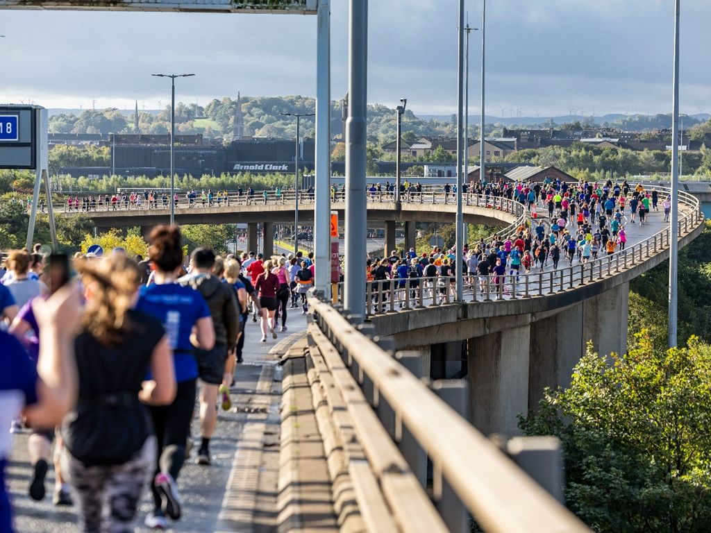 Glasgow comes out in force to support the AJ Bell Great Scottish Run weekend