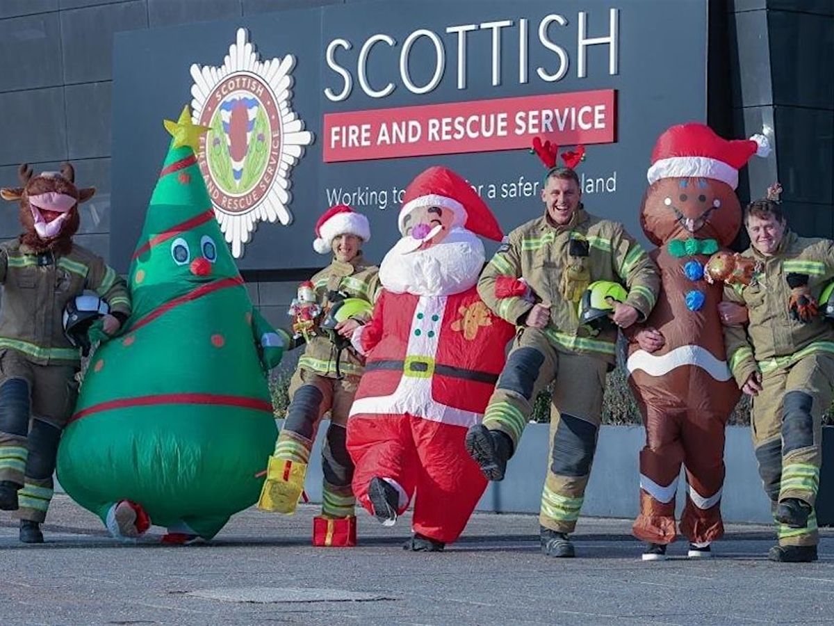 Scottish Fire and Rescue Service Santa Dash