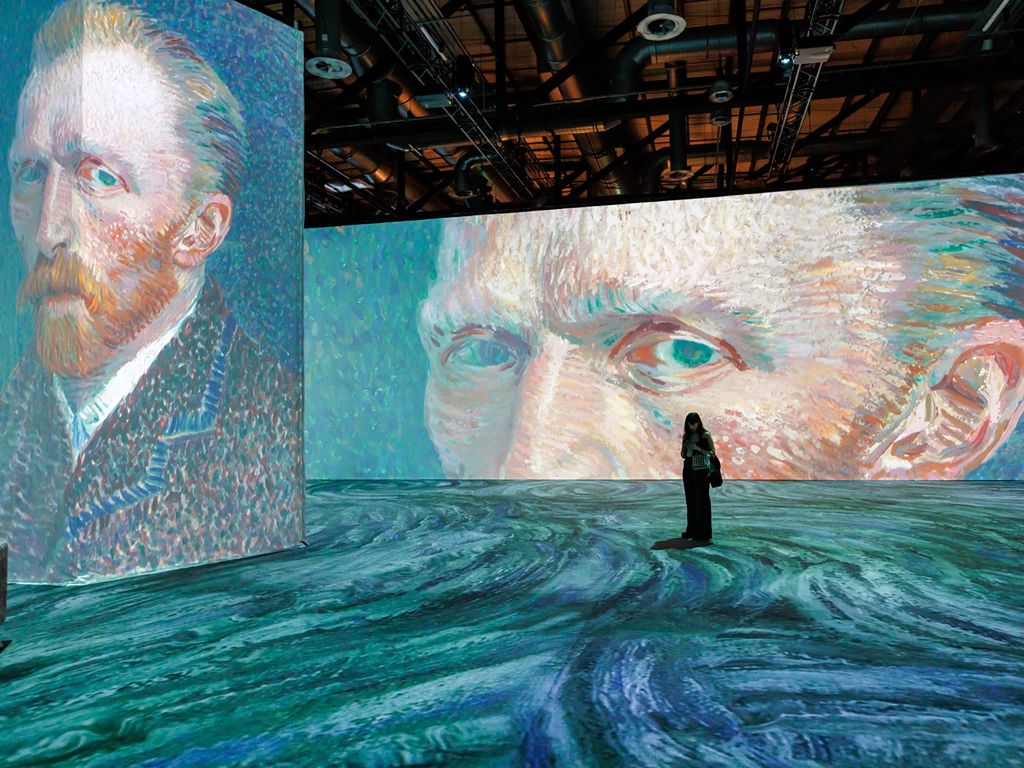 Crowds Flock To Beyond Van Gogh In Glasgow