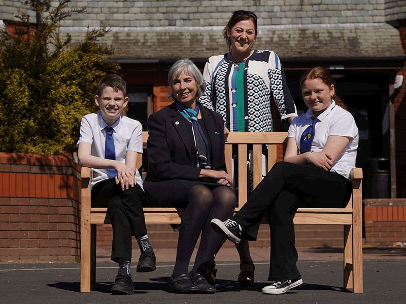 Miller Homes donates buddy bench to Pathhead Primary School