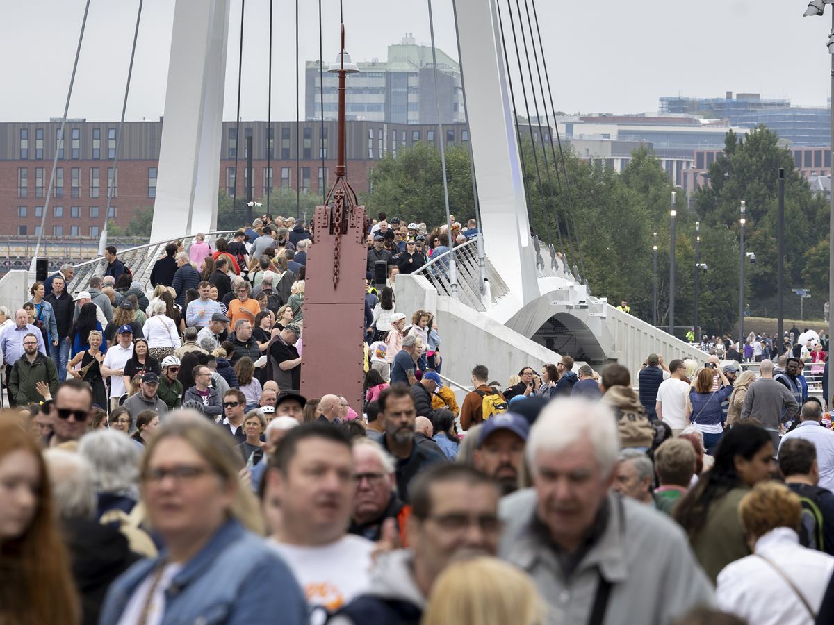 Sunny Govan lives up to its name as it puts best foot forward for Footbridge Festival