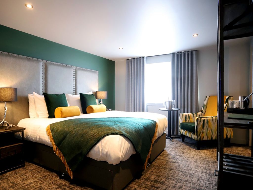 New luxury hotel and apartments opens less than an hour from Glasgow