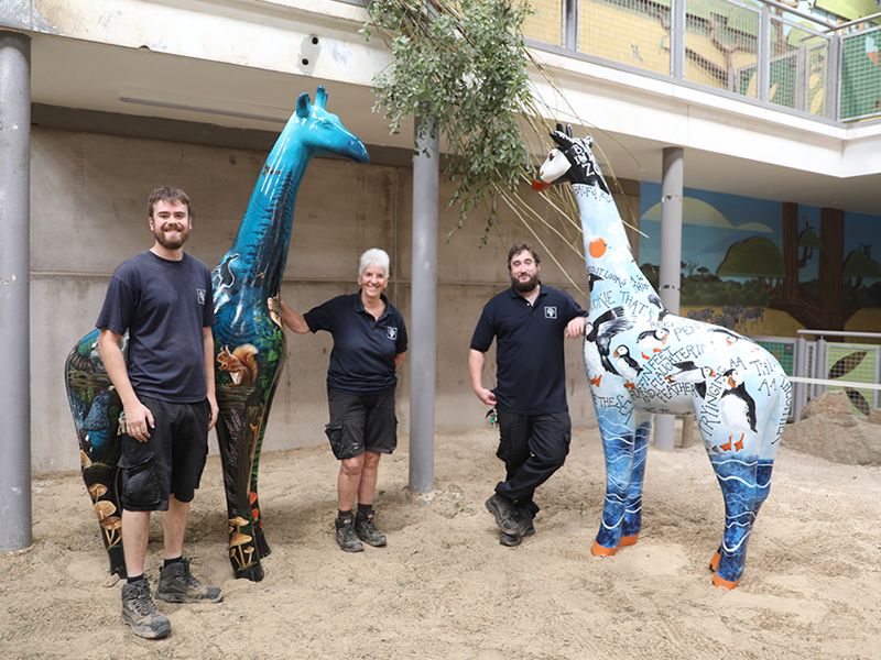 Giraffe keepers meet top Giraffe About Town sculptures