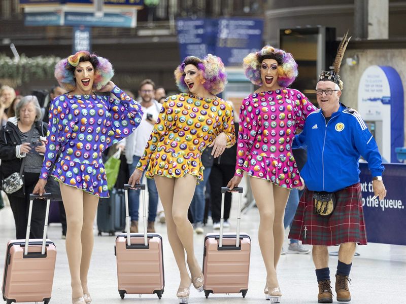 West End worthy drag troupe to Dazzle Uk cities!